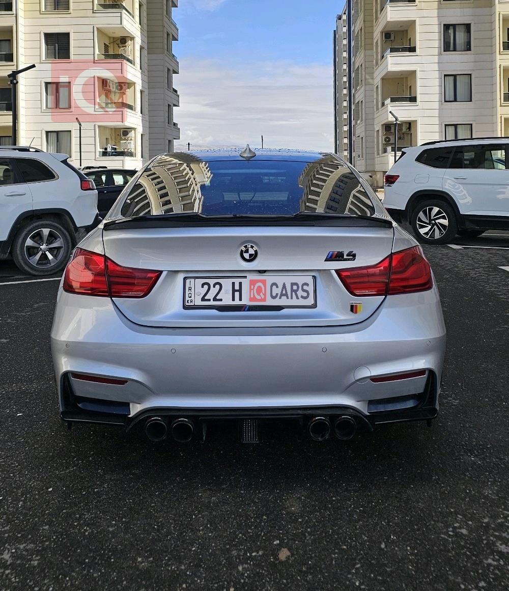 بي ام دبليو الفئة 4